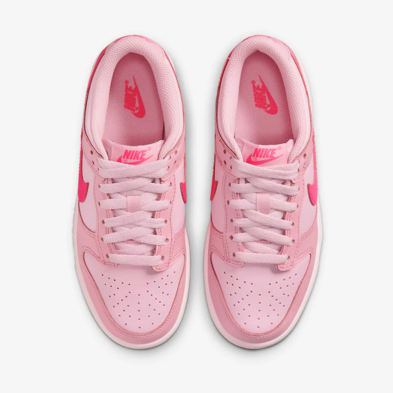 Nike Dunk Low Triple Pink (Barbie)